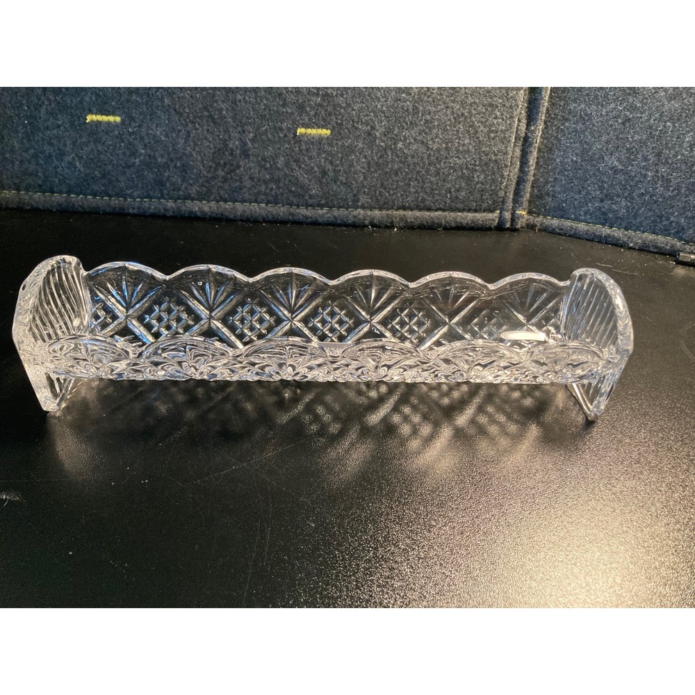 Dublin Collection Crystal Cracker Tray Clear Diamond Cut Scalloped Edge 9 Inch